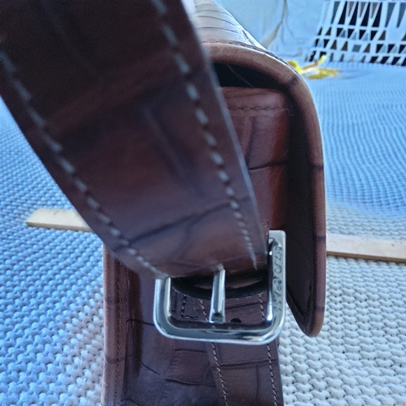 Vintage Dooney & Bourke Croc Embossed  saddle shoulder bags - Picture 2 of 14